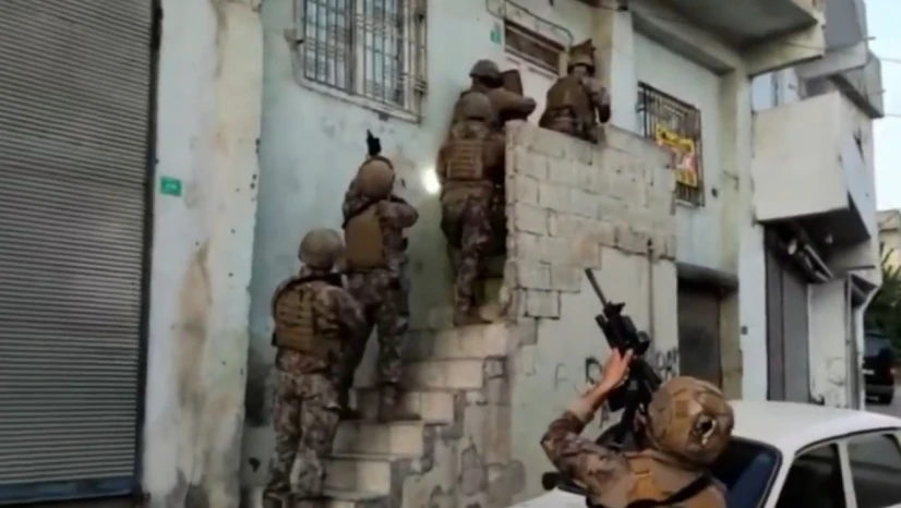 Hatay dahil 49 ilde DEAŞ operasyonu: 210 gözaltı!