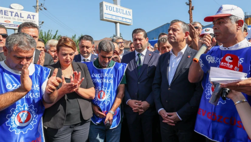 Özgür Özel'den Hatay'da grev yapan işçilere destek!