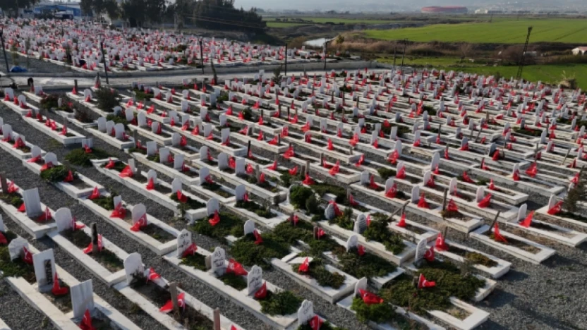 6 Şubat anması için mezarlıklara ücretsiz ulaşım desteği!