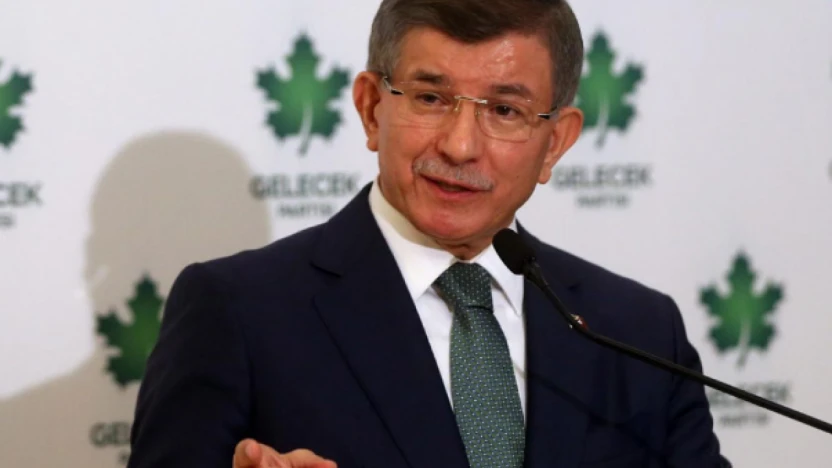 Davutoğlu'ndan 'Cumhurbaşkanı yardımcılığı' mesajı: 'Vatan görevi gibi yaparım'