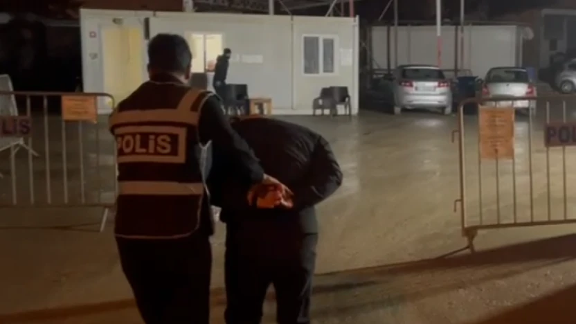 Hatay'da kesinleşmiş hapis cezalı iki firari yakalandı!
