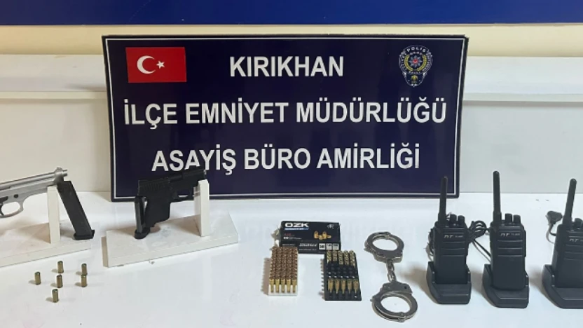 Hatay'da şüphe üzerine durdurulan 2 kişide cephanelik çıktı!