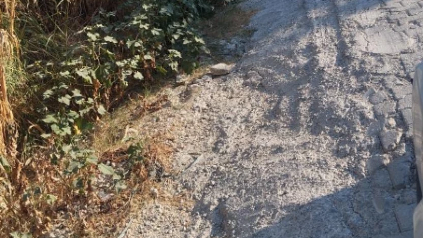 Narlıcalıların yol çilesi: 'Kış geliyor yollarımız çok kötü halde'