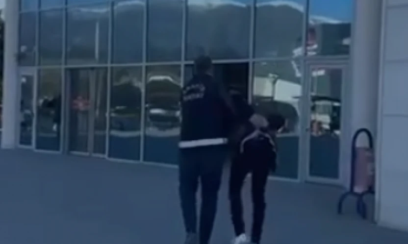 Hatay'da dolandırıcılık maskesi düştü: Çok sayıda suçtan aranan şahıs tutuklandı!