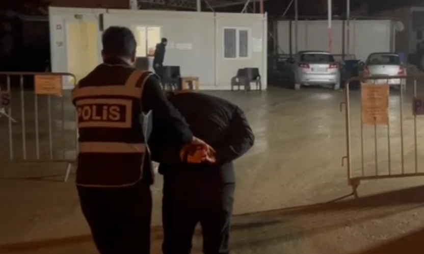 Hatay'da kesinleşmiş hapis cezalı iki firari yakalandı!